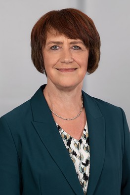 Portrait von Frau Dr. Doris Pfeiffer, Vorstandsvorsitzende des GKV-Spitzenverbandes